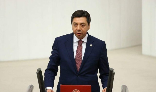AK Parti Milletvekili Kendirli: &quot;Belediyede işten çıkarılan işçilerin haklı mücadelesinde yanlarındayız&quot;