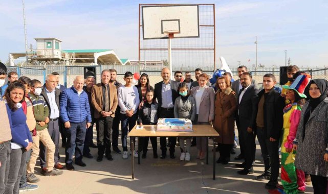 AK Partililer engelliler ile bir araya geldi