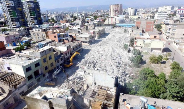 Akdeniz&#039;deki kentsel dönüşüm çalışmaları hızla sürüyor