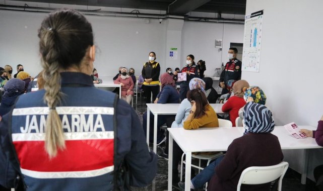 Aksaray'da polis ve jandarmadan KADES eğitiminde