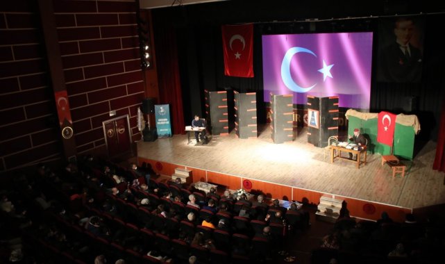 Akşehir'de Milli Şair Mehmet Akif Ersoy tiyatro oyunu