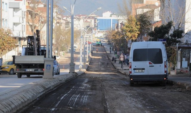 Akşemsettin Caddesi asfaltlandı