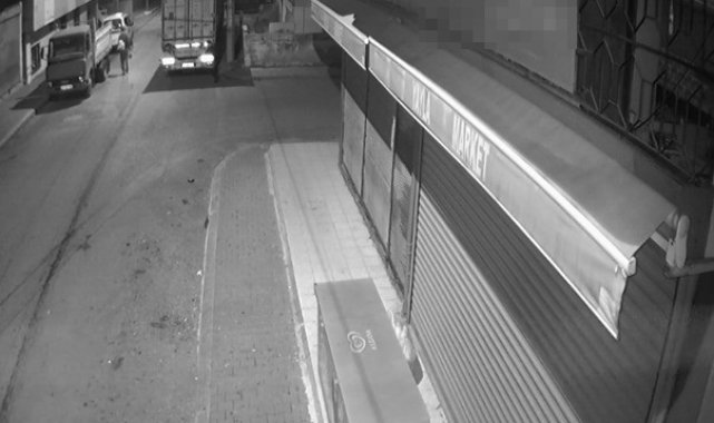 Akü hırsızı rahat tavrıyla pes dedirtti