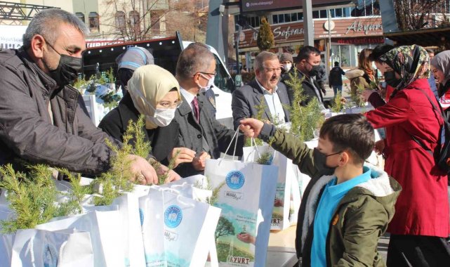 Akyurt Belediyesi'nden 5 bin fidan