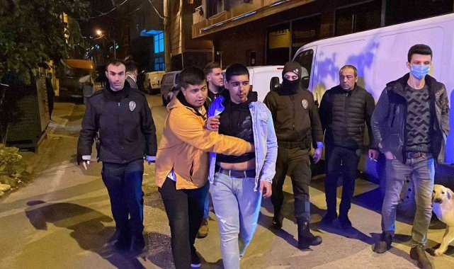 Alacak verecek kavgası kanlı bitti: 2 yaralı