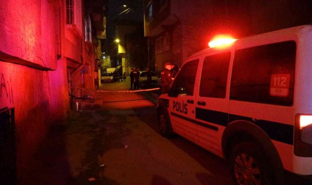 Alacak-verecek kavgası kanlı bitti: 3 yaralı