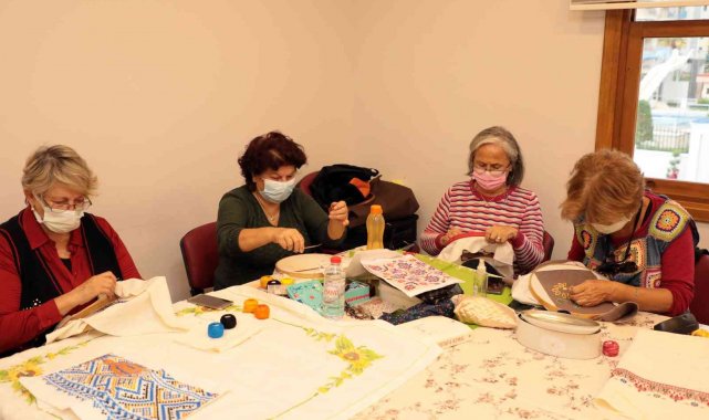 Alanya Belediyesi el sanatları kursları büyük ilgi görüyor