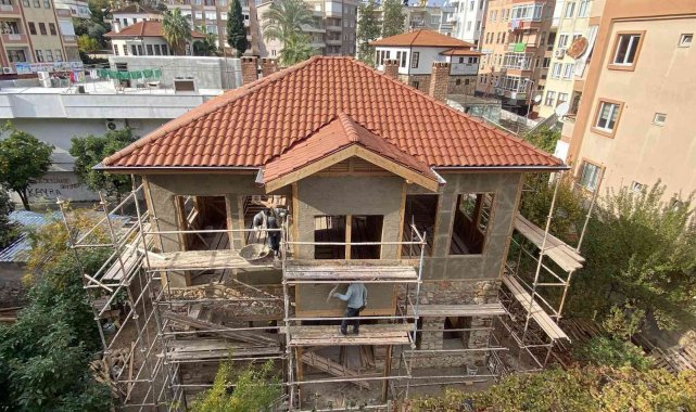 Alanya&#039;da tarihi evlere restorasyon