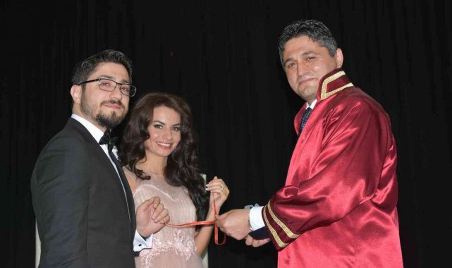 Aliağa'da 11 ayda 658 çift mutluluğa imza attı