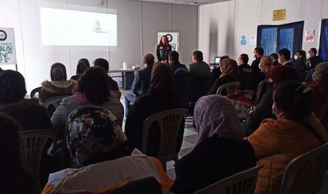 Aliağa'da En İyi Narkotik Polisi Anne Projesi'nin eğitimi sürüyor