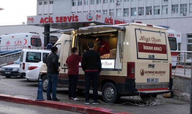 Altındağ Belediyesi'nden sıcak çorba hizmeti