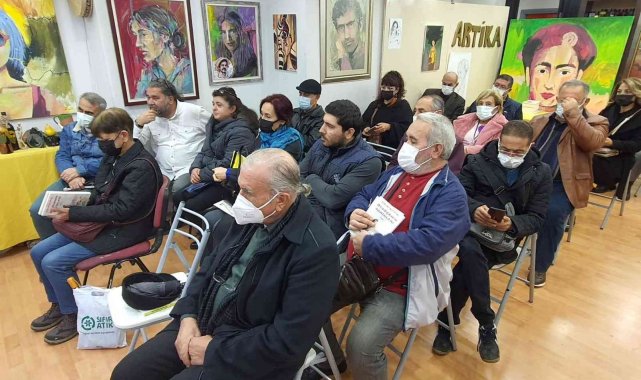 Altuntaş, &quot;Ötağçenin Sakinleri&quot;ni imzaladı