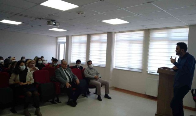 Anadolu Üniversitesi&#039;nden özel gereksinimli çocukların ailelerine yönelik eğitim