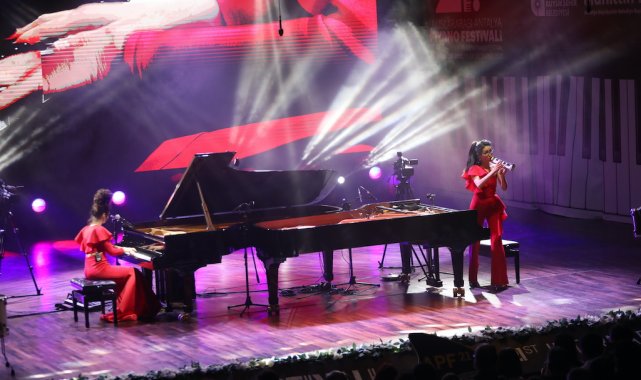 Antalya'da 'Queenz Of Piano' rüzgarı