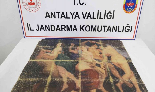 Antalya&#039;da milyonluk tarihi tablo operasyonu