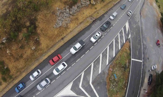 Antalya&#039;da trafiğe kayıtlı araç sayısı 1 milyon 215 bin 731 oldu