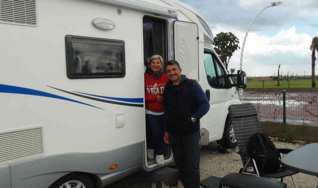 Antalya'da vatandaşların 12 ay karavan tatili kıskandırıyor