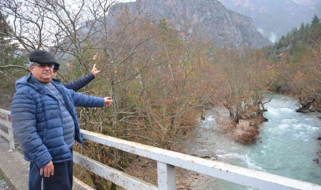 Antalya'da yazın kuruyan ırmak, yağışlar sonrası adeta coştu