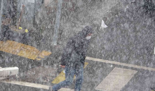 Ardahan&#039;da kar yağışı