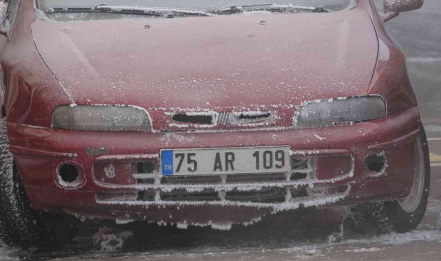 Ardahan'da Sibirya soğukları yaşamı olumsuz etkiliyor