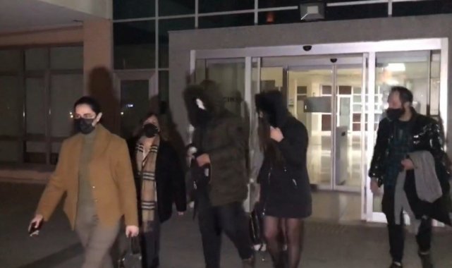 Askeri yasak bölgede yakalanan Yunan polis, kız arkadaşıyla yanlış yola girmiş