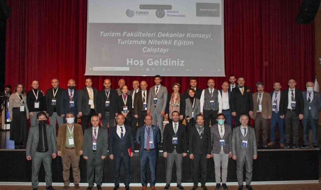 Atatürk Üniversitesi ev sahipliğinde Turizmde Nitelikli Eğitim Çalıştayı düzenlendi