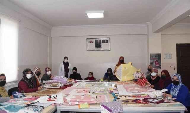 Atık eşyalardan çeyiz eşyası yapıyorlar