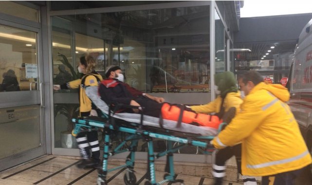 Ayağına demir düşen tersane işçisi yaralandı