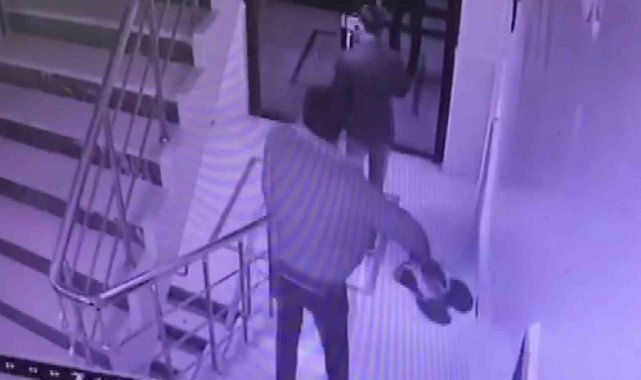 Ayakkabı hırsızları kameraya yakalandı