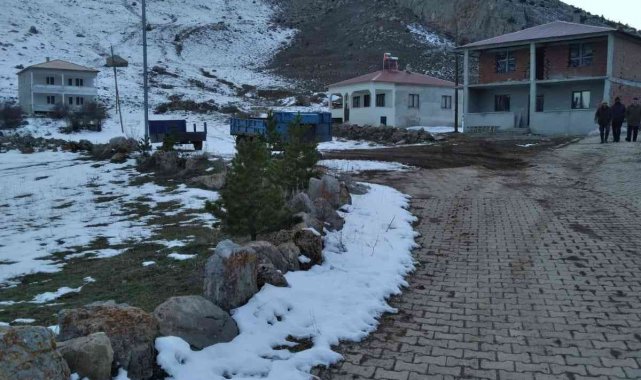 Ayıdan kaçarken yaralandı