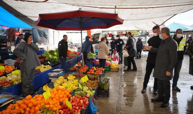 Ayvalık'ta Başkan Ergin'den Sarımsaklı pazaryeri ziyareti