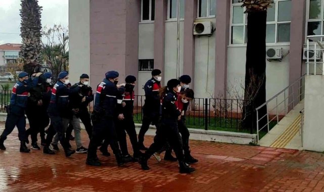 Ayvalık'ta jandarmadan uyuşturucu operasyonu