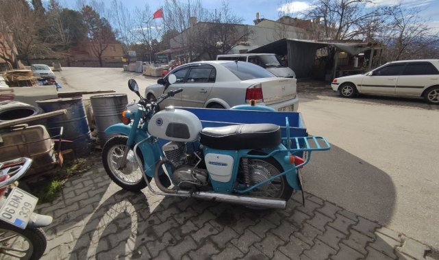 Babasından yadigar kaldı, 1978 model motosikleti devralamayacağını öğrence şoke oldu