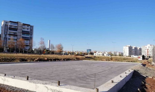 Bağlar Belediyesi ilçeyi spor tesisleriyle ihya ediyor