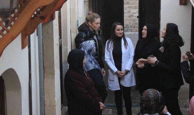 Bahar Toksoy Guidetti, Kilis Aktif Yaşam Merkezi'ndeki yaşlılar ile buluştu