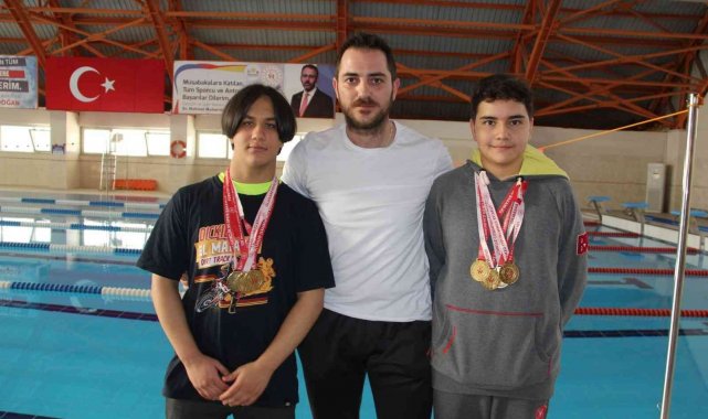 Bahçeşehirli öğrenciler madalyalara ambargo koydu