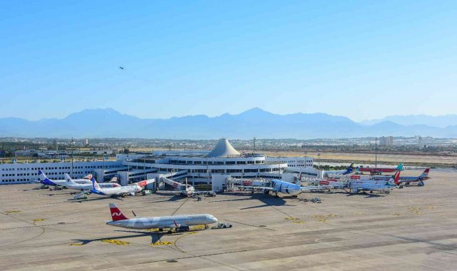 Bakan Karaismailoğlu: "Antalya Havalimanı ihalesi ülkemizin ekonomisine olan güvenin bir göstergesidir"