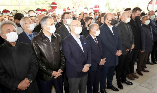 Bakan Soylu, İstanbul İl Emniyet Müdürü Aktaş'ı acı gününde yalnız bırakmadı