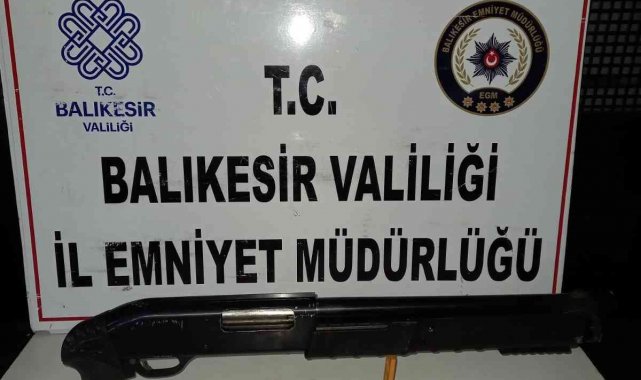 Balıkesir'de polisten 24 şahsa gözaltı