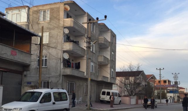 Balkondan düşen kadın hayatını kaybetti