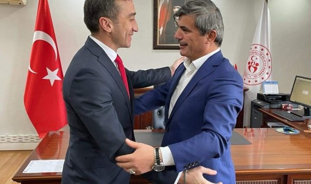 Bartın Gençlik Spor İl Müdürlüğü görevine milli atlet Halil Akkaş atandı