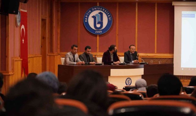 Bartın Üniversitesi mezunu gazeteciler, bilgi ve tecrübelerini öğrencilerle paylaştı