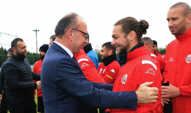 Başkan Akın'dan Turgutluspor'la moral buluşması