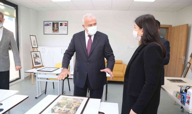 Başkan Atay, Otizm Yaşam Merkezi&#039;nde son kontrolleri yaptı