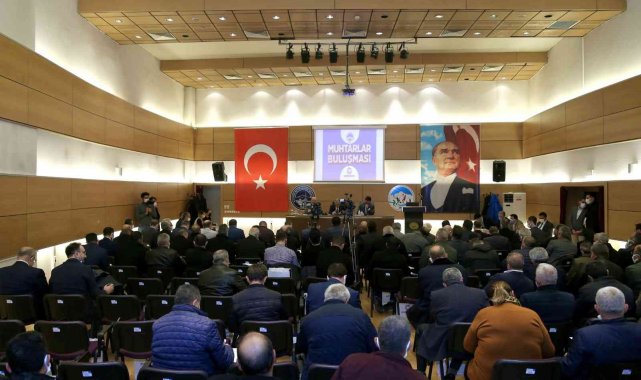 Başkan Büyükkılıç, Kocasinan muhtarlarıyla bir araya geldi