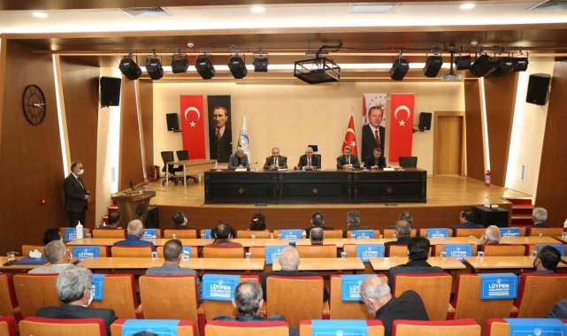 Başkan Büyükkılıç Talas'ta muhtarlarla buluştu