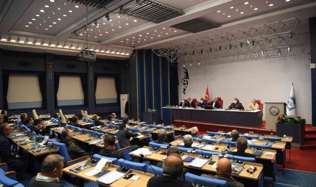 Başkan Büyükkılıç&#039;tan 5.5 saatlik &#039;değerlendirme toplantısı&#039;