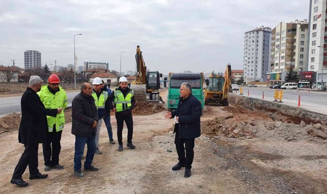 Başkan Büyükkılıç'tan raylı sistem hattında inceleme