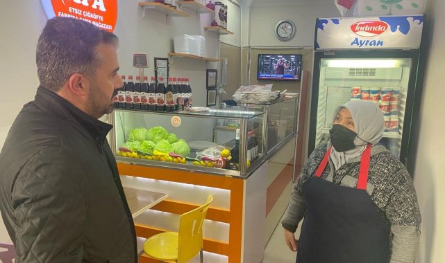 Başkan Çetin vatandaşlarla iç içe