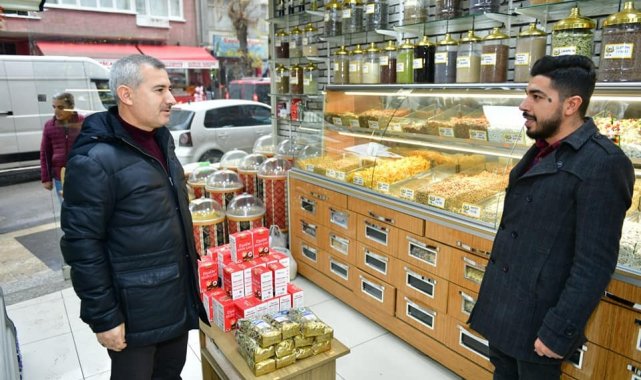 Başkan Çınar, esnafları ziyaret edip taleplerini dinledi